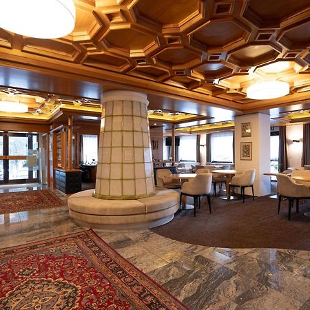 Hotel Engel Canazei Bagian luar foto