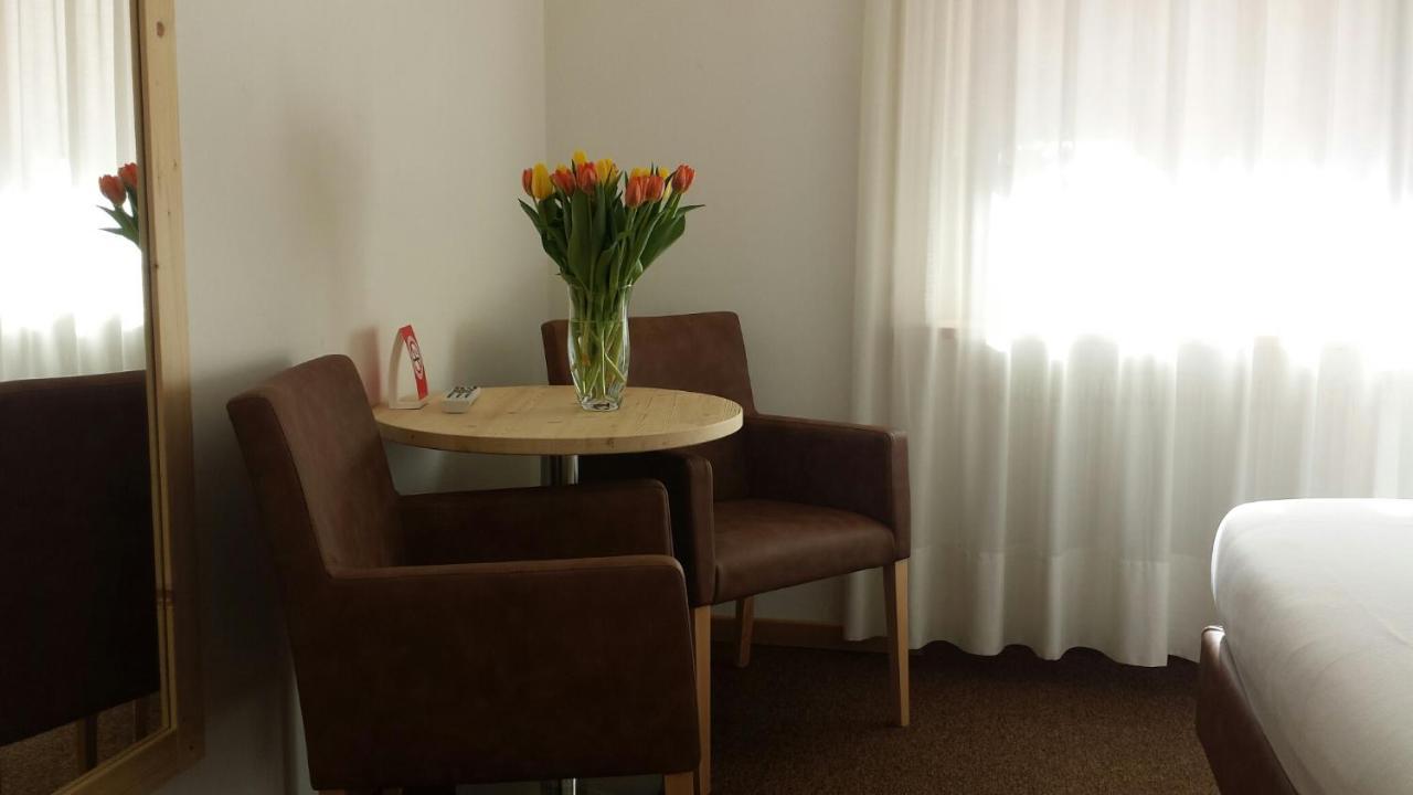 Hotel Engel Canazei Bagian luar foto